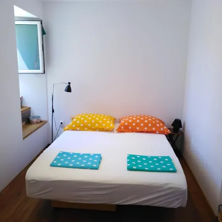 게스트하우스 Old Town Hvar & 2*