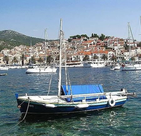 게스트하우스 Old Town Hvar & 2*